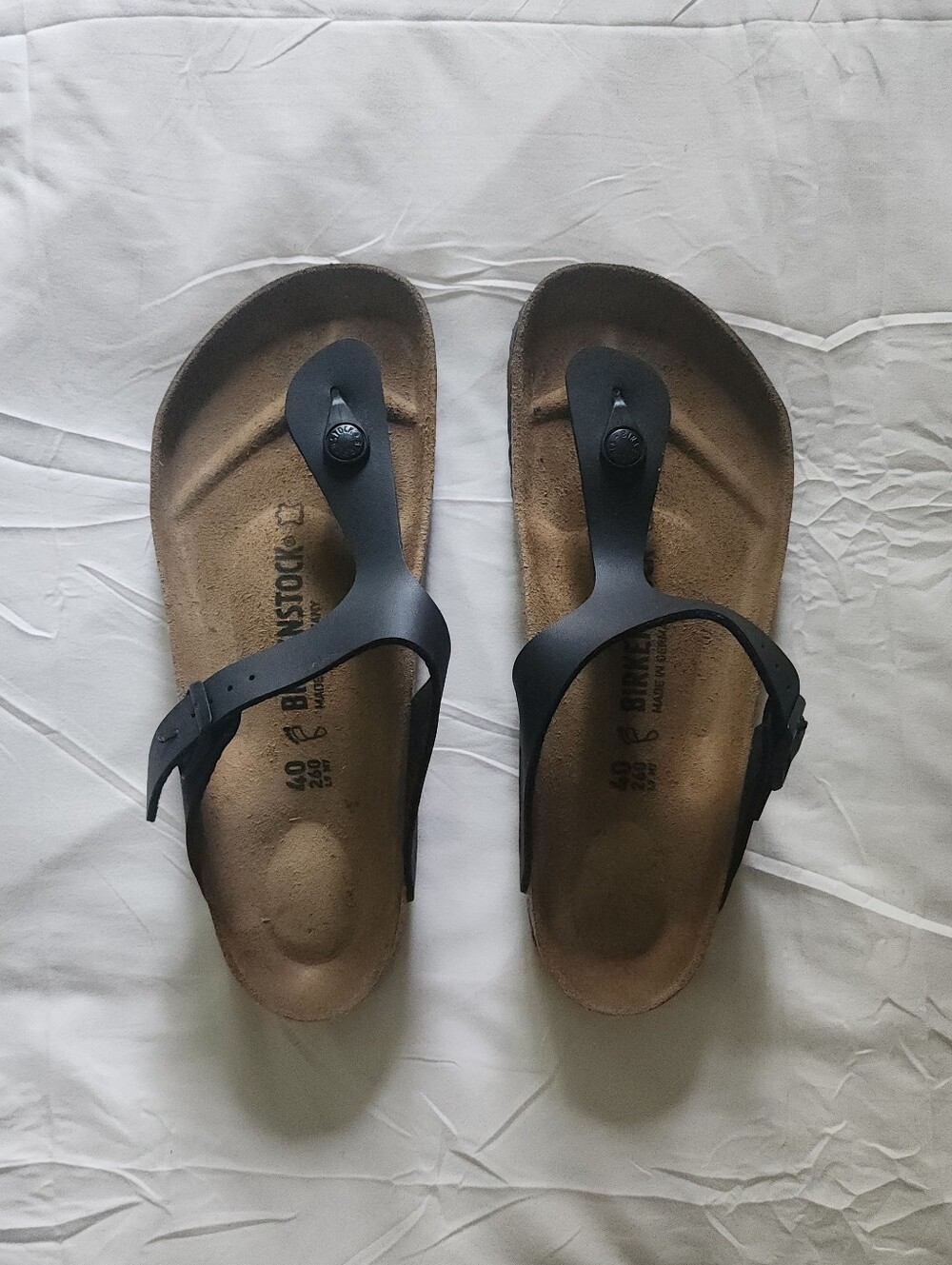 Birkenstock Gizeh Black Thong Sandals with Buckle